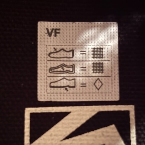 VANS SHEER LACE LOW-TOP - Picture 9 of 10